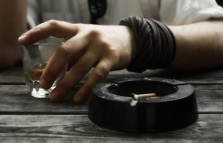 тютюнопушенето и алкохола като причини за простатит